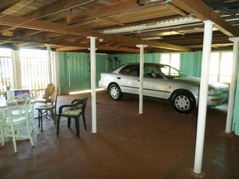 12 Broadhurst Street, Childers QLD 4660