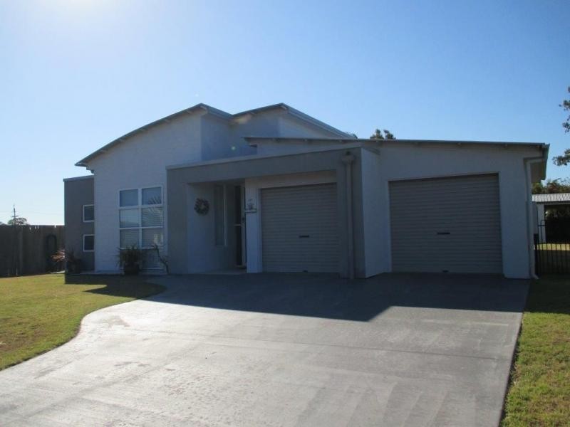 11 Pellican Way, Woodgate QLD 4660