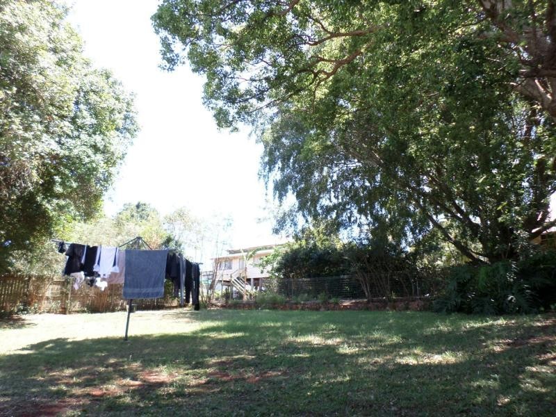 6 Queen Street, Childers QLD 4660