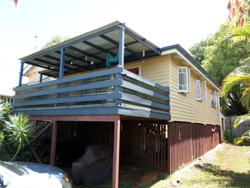 6 Queen Street, Childers QLD 4660