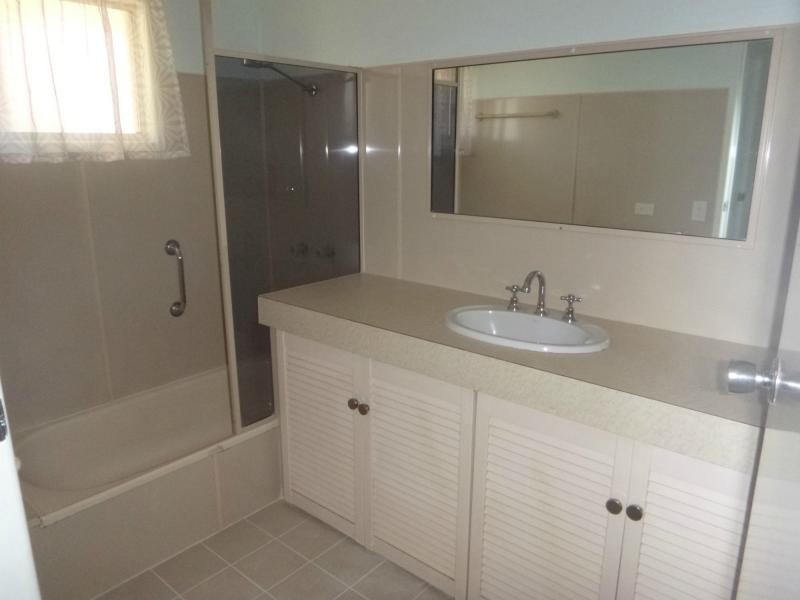 54 Broadhurst St , Childers, Childers QLD 4660