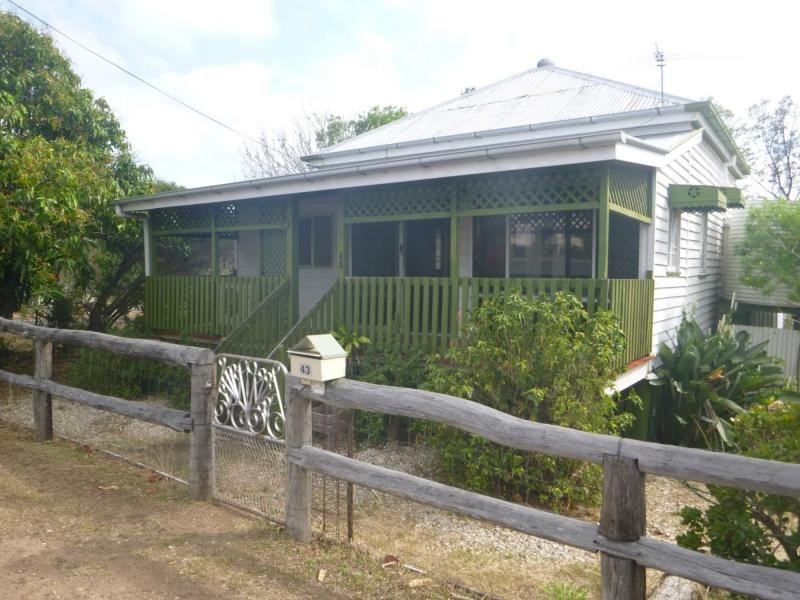 43 George Street, Biggenden QLD 4621