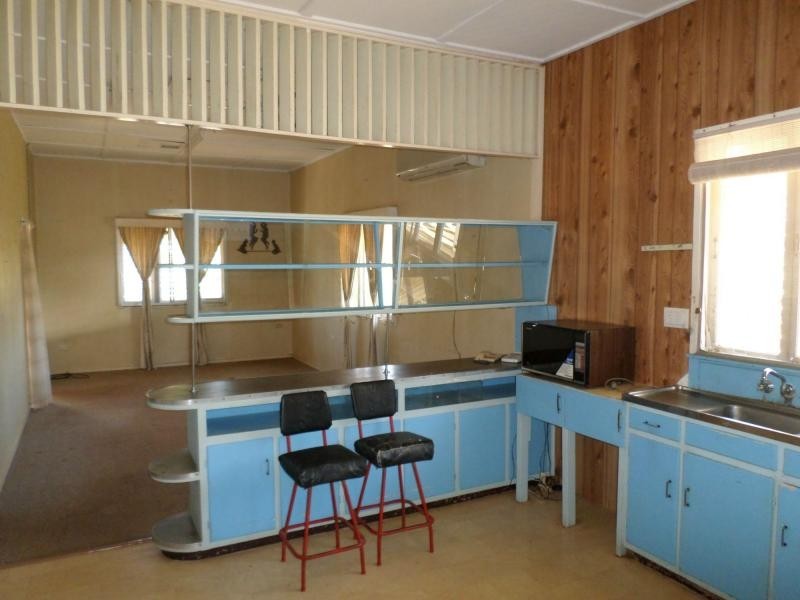 1 Pizzey Street, Childers QLD 4660