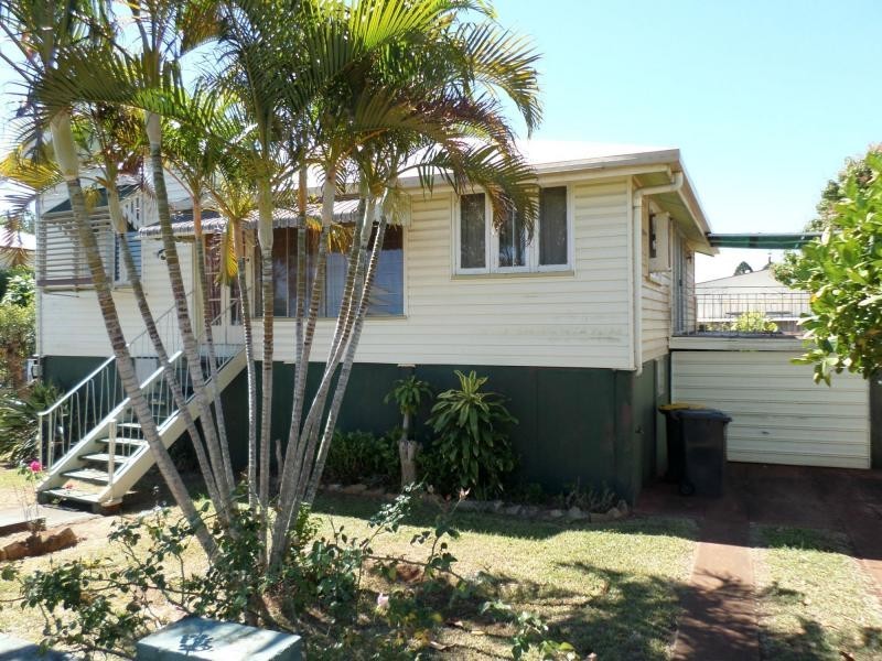 1 Pizzey Street, Childers QLD 4660