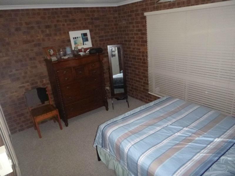 2/5 Cevn Street, Childers QLD 4660