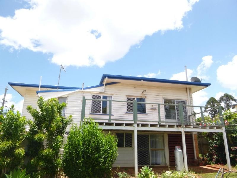 17 North Street, Childers QLD 4660