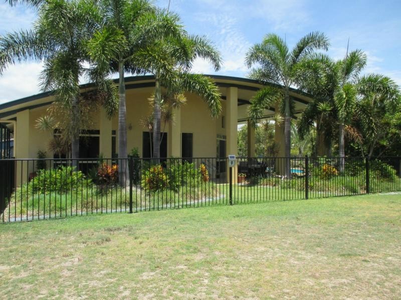 9 Wattle Street, Woodgate QLD 4660