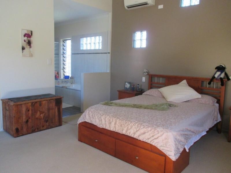 9 Wattle Street, Woodgate QLD 4660
