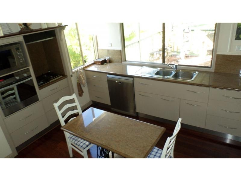 37 South Isis Road, South Isis QLD 4660