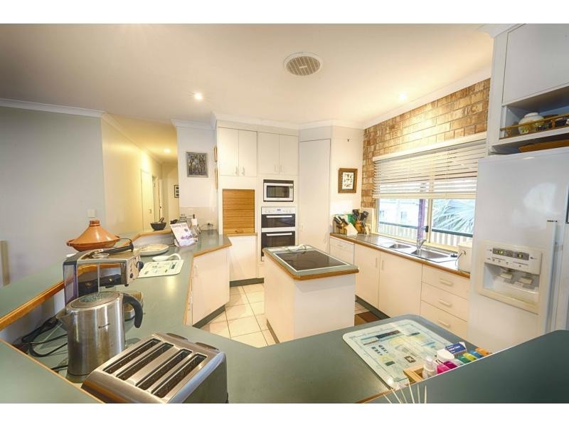 7 Snapper Court, Woodgate QLD 4660