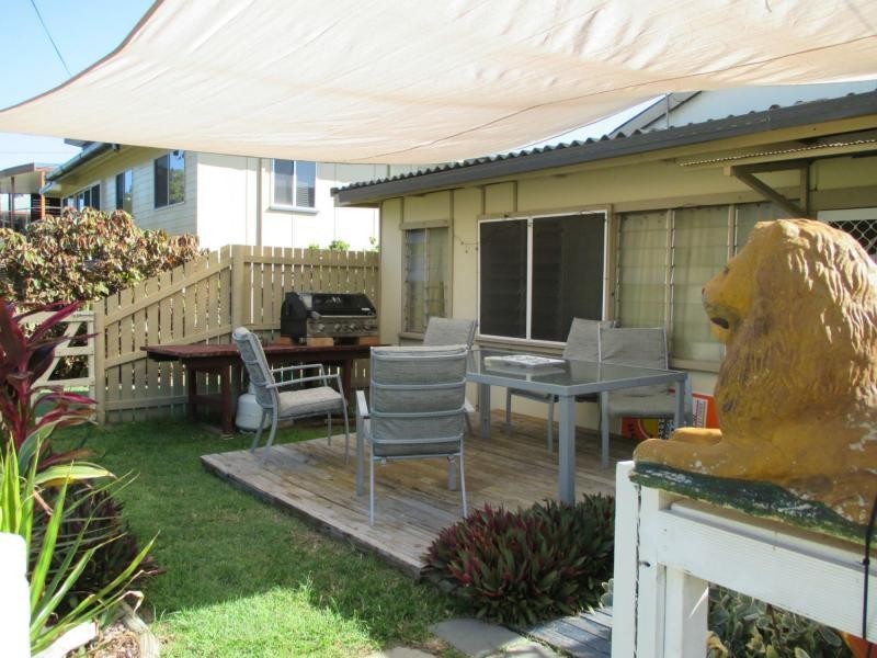 29 The Esplanade, Woodgate QLD 4660