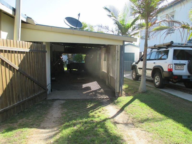 29 The Esplanade, Woodgate QLD 4660