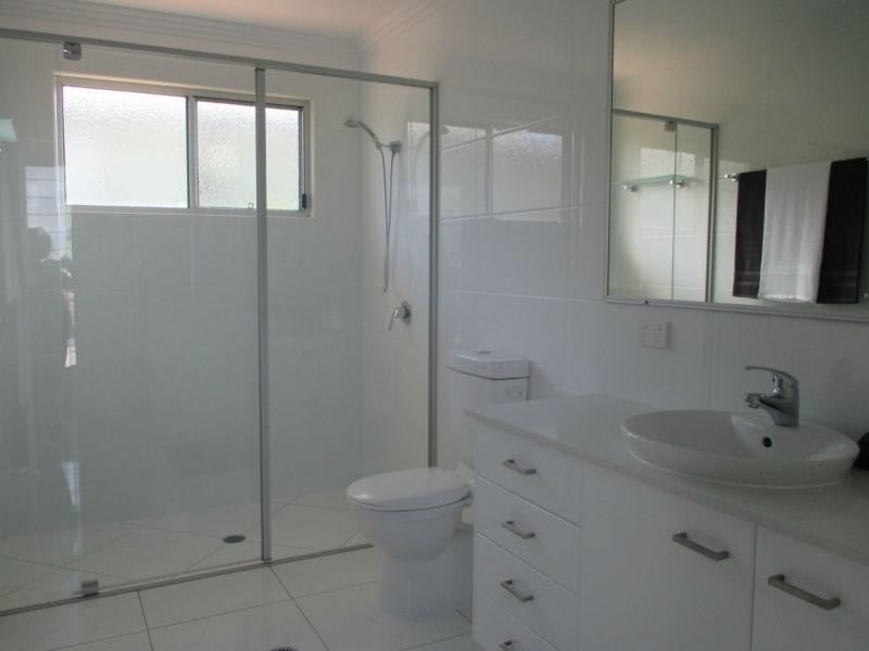 24 Kookaburra Way, Woodgate QLD 4660