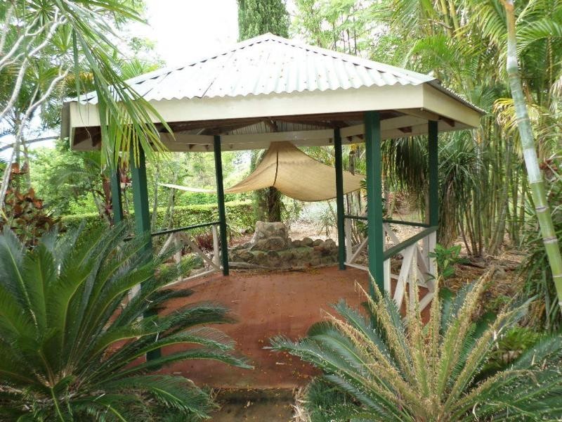 202 Old Creek Road, Childers QLD 4660