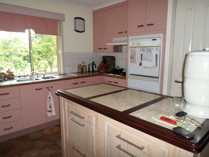 202 Old Creek Road, Childers QLD 4660