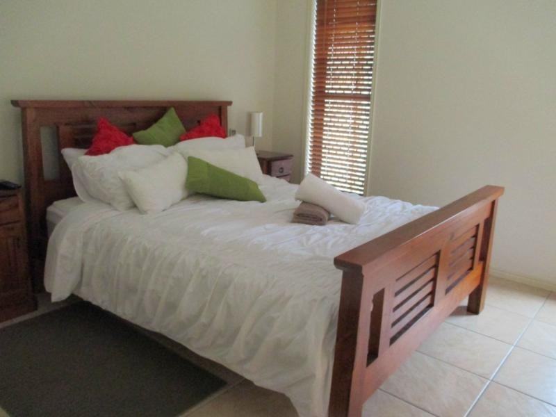 5 Driftwood Place South, Woodgate QLD 4660