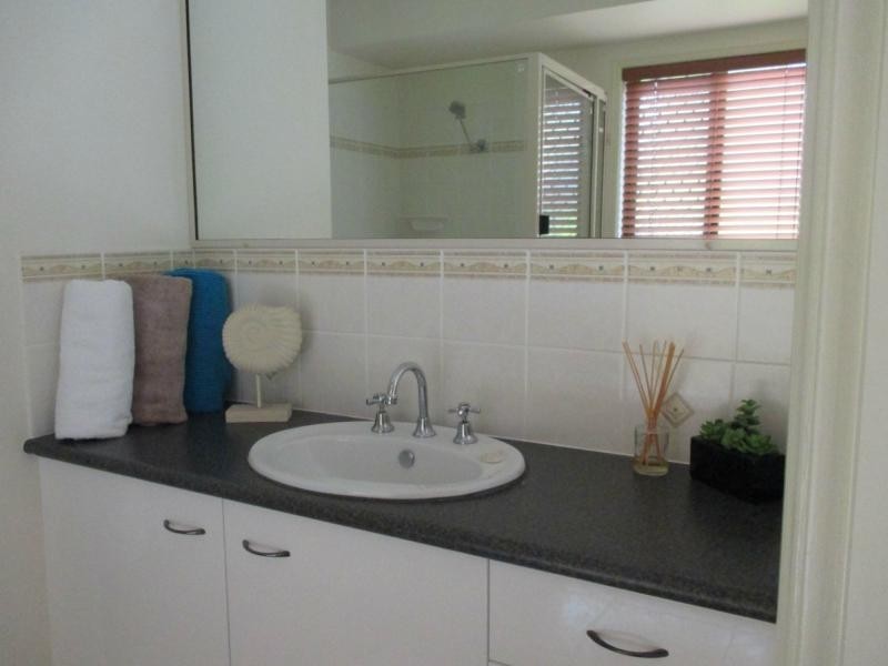 5 Driftwood Place South, Woodgate QLD 4660