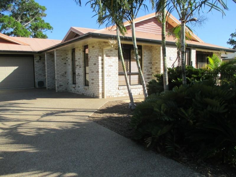 5 Driftwood Place South, Woodgate QLD 4660