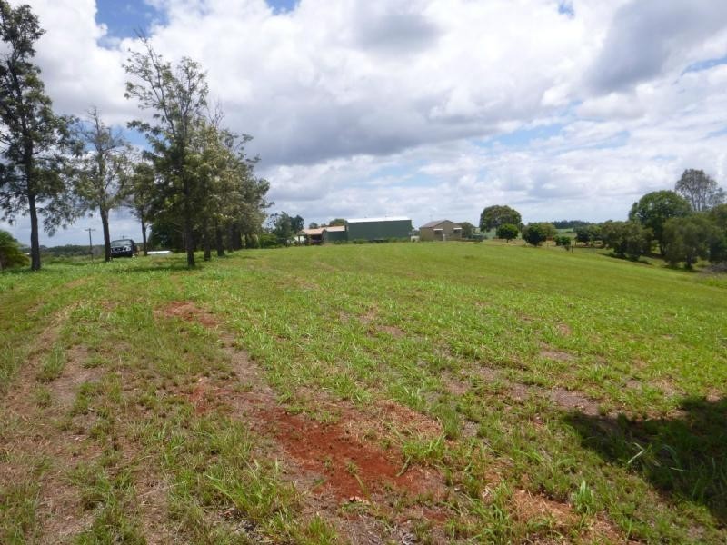 16 Old Creek Road, Childers QLD 4660