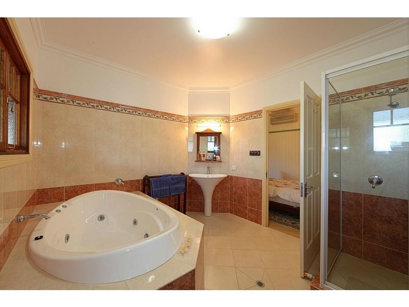 52 Frizzells Road, Woodgate QLD 4660