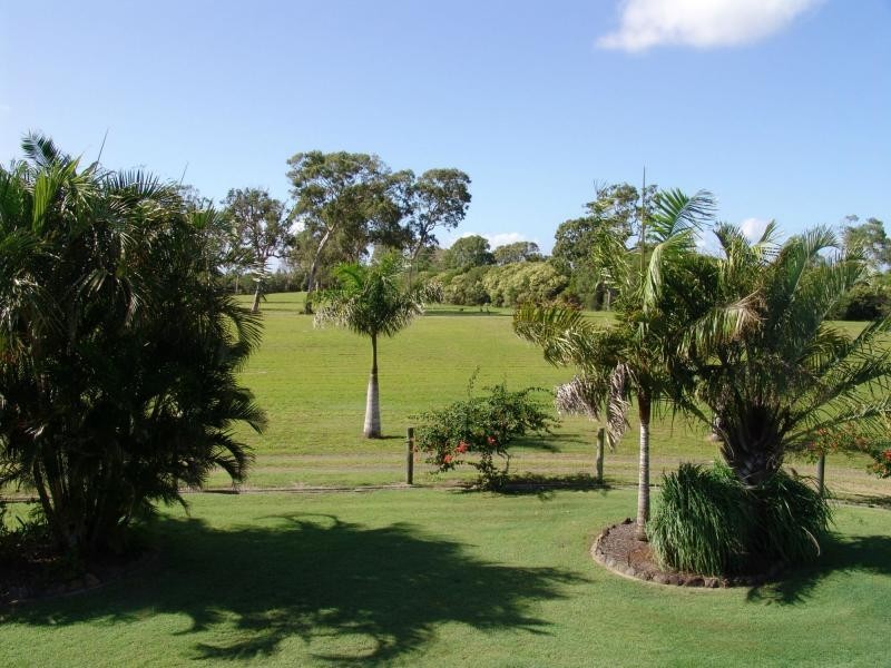 52 Frizzells Road, Woodgate QLD 4660