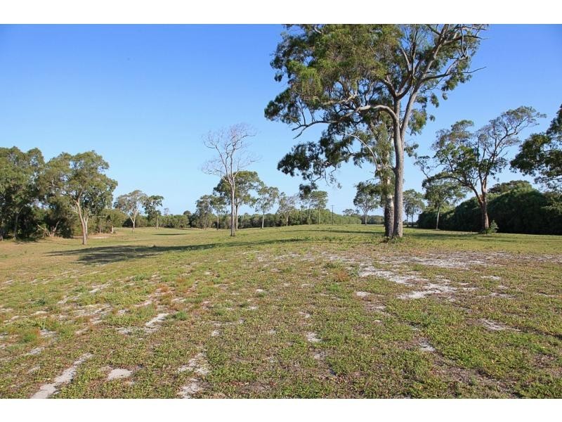 52 Frizzells Road, Woodgate QLD 4660