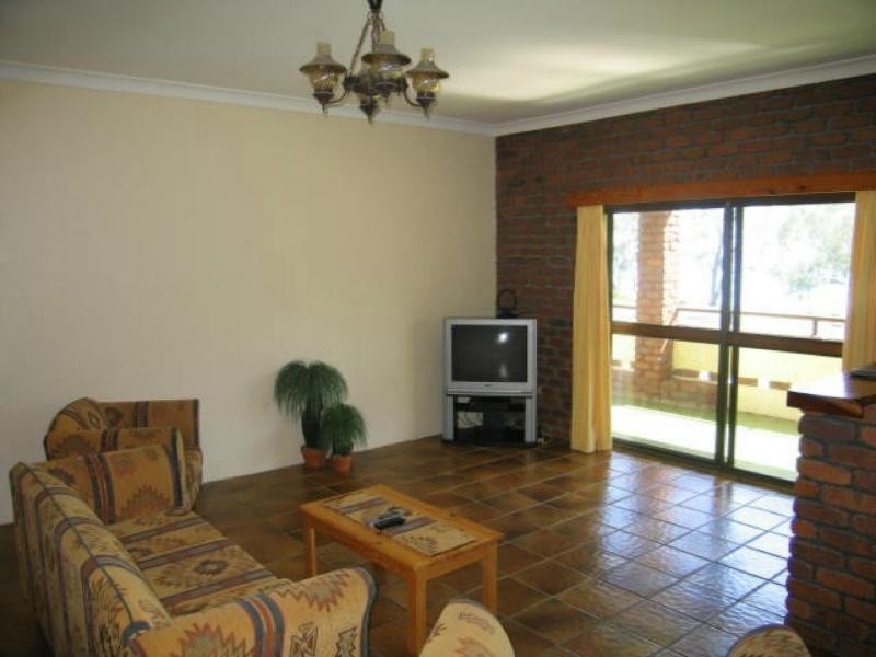 194 Esplanade, Woodgate QLD 4660