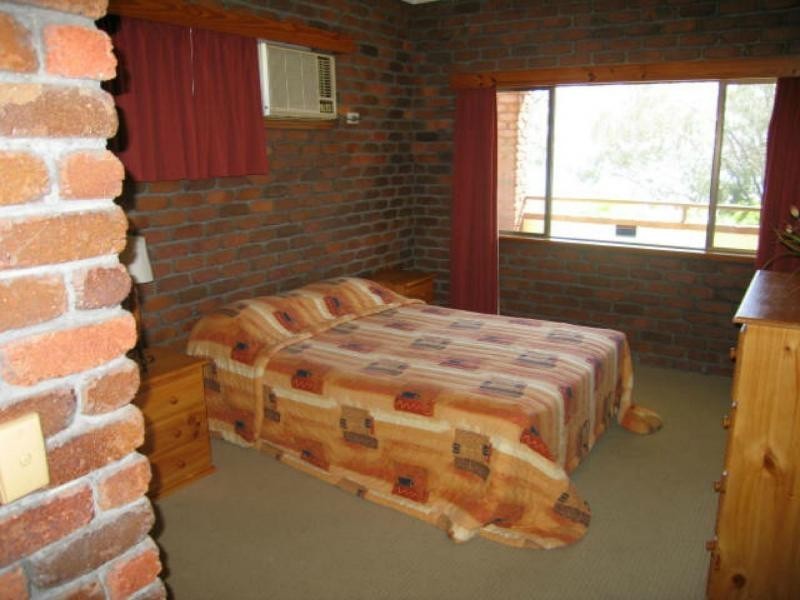 194 Esplanade, Woodgate QLD 4660