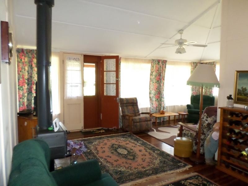 76 Nissens Lane, Childers QLD 4660