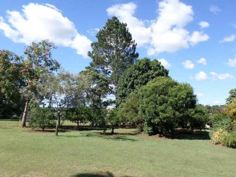 76 Nissens Lane, Childers QLD 4660