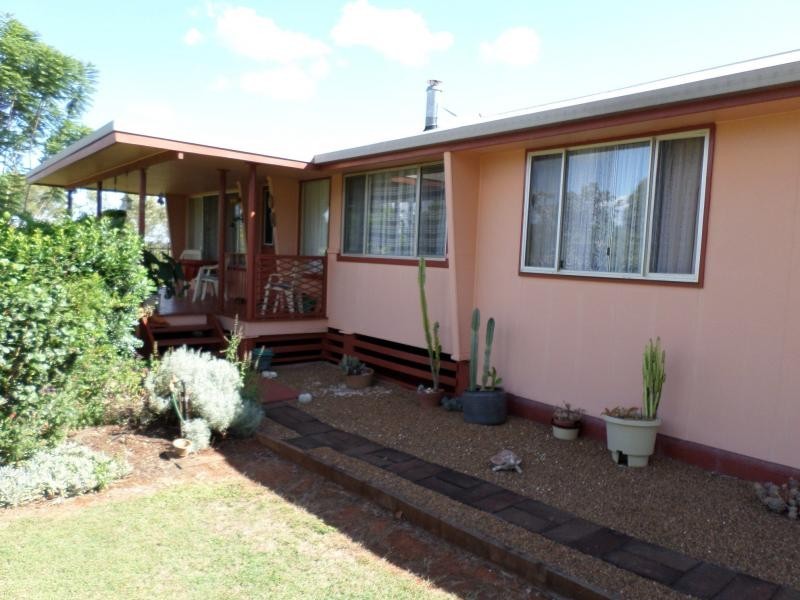 76 Nissens Lane, Childers QLD 4660