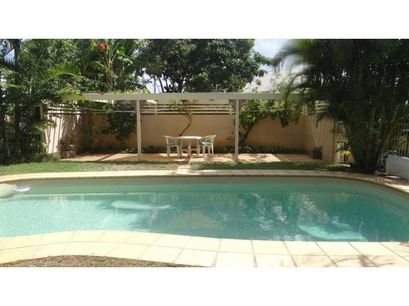 55 Mackerel Street, Woodgate QLD 4660