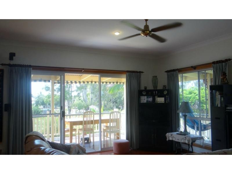 55 Mackerel Street, Woodgate QLD 4660