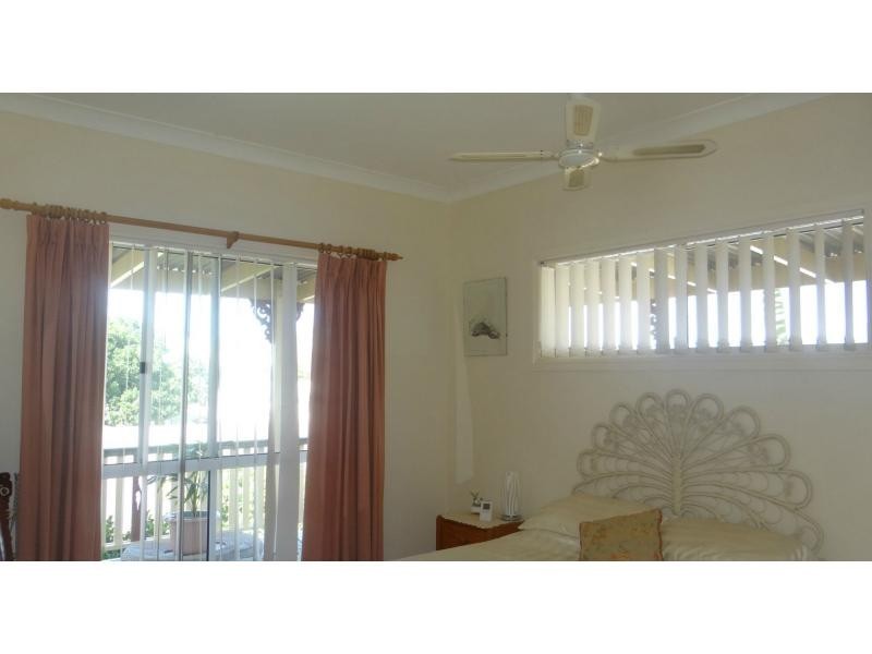 55 Mackerel Street, Woodgate QLD 4660