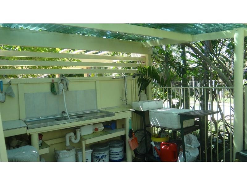 55 Mackerel Street, Woodgate QLD 4660