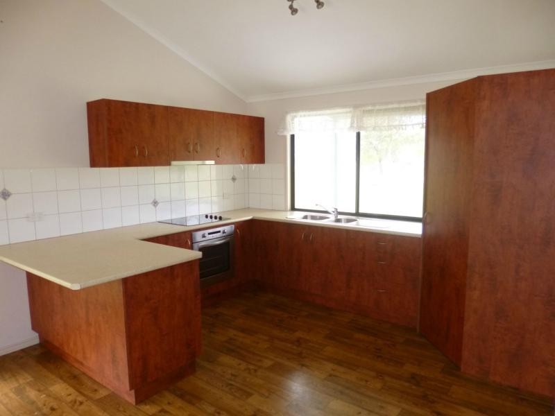 Buxton QLD 4660