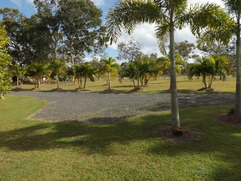 Buxton QLD 4660