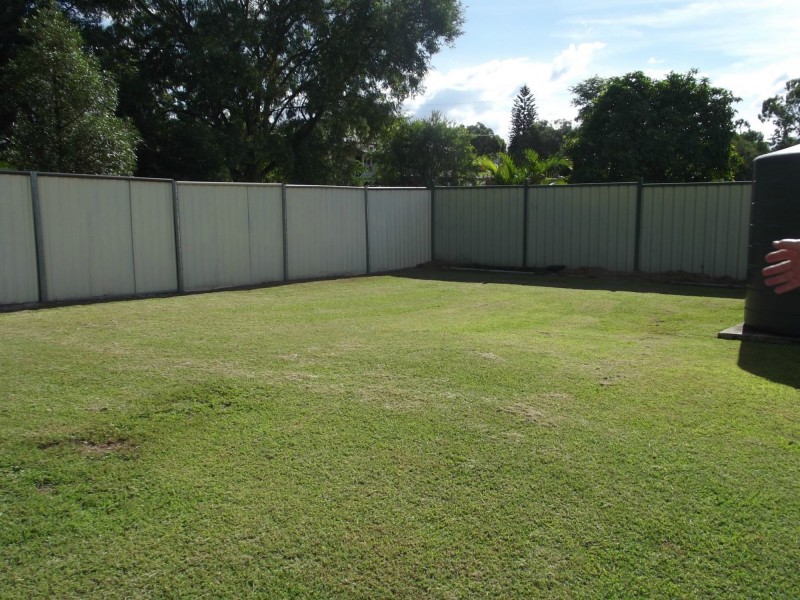 18 Frederick Street, Biggenden QLD 4621