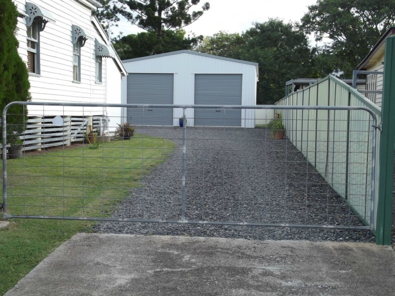 18 Frederick Street, Biggenden QLD 4621