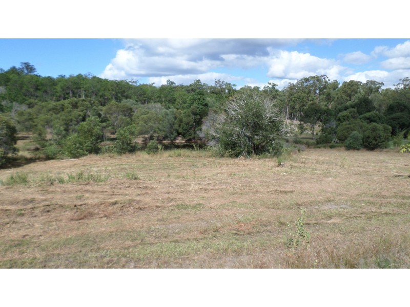 216 Rainbows Road, South Isis QLD 4660