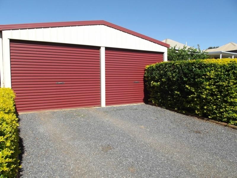 11 Churchill Street, Childers QLD 4660