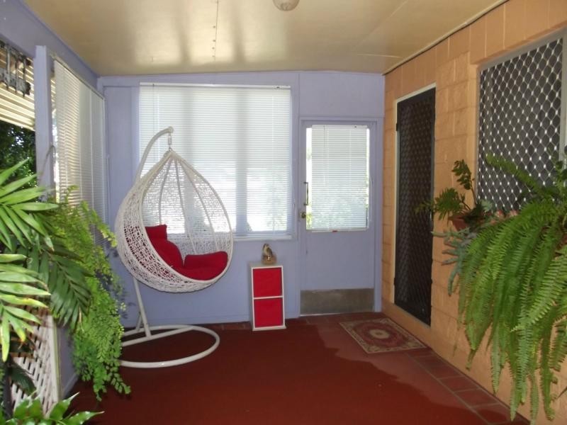 11 Churchill Street, Childers QLD 4660