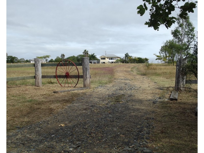 64 Bluff View Road, Biggenden QLD 4621