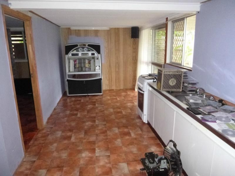 17 North Street, Childers QLD 4660