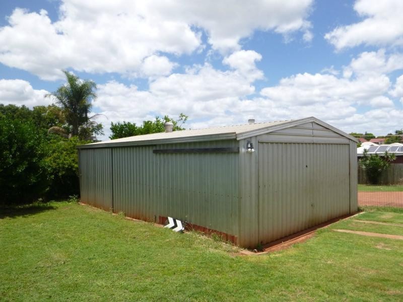 17 North Street, Childers QLD 4660