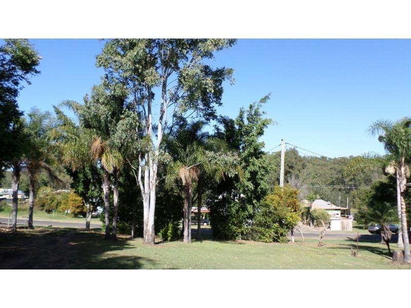 13 McGibbon Street, Apple Tree Creek, Apple Tree Creek QLD 4660