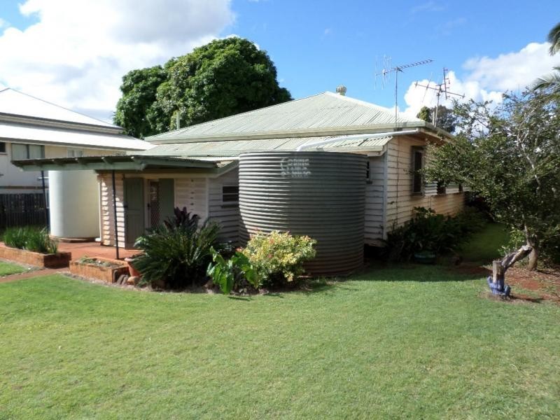 22 Broadhurst Street, Childers QLD 4660