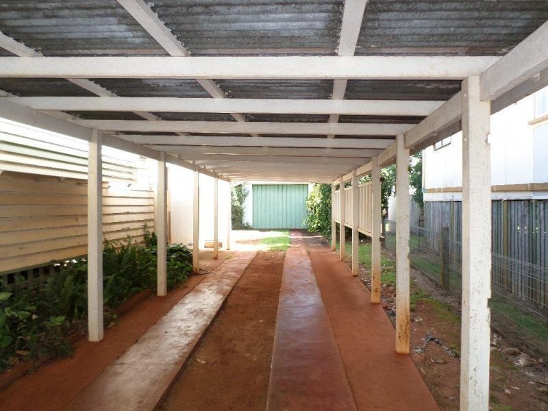 22 Broadhurst Street, Childers QLD 4660