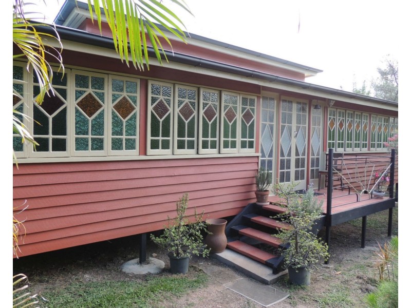 82 Abington Road, Abington QLD 4660