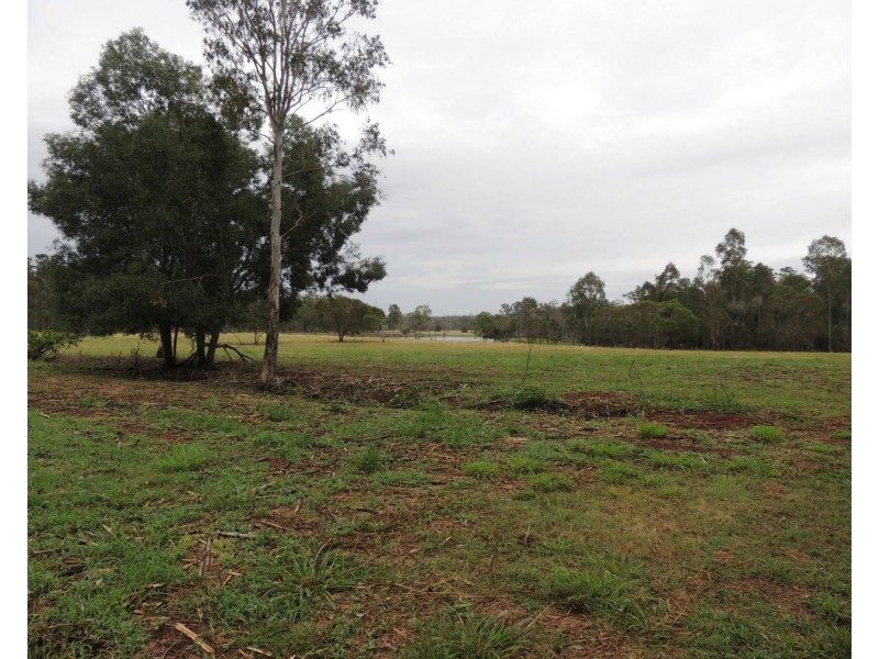 82 Abington Road, Abington QLD 4660